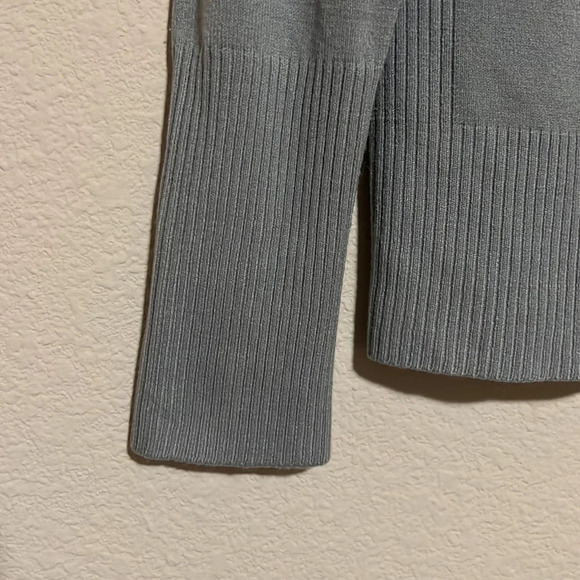 Takeout Grey Long Sleeve Top - Picture 6 of 7